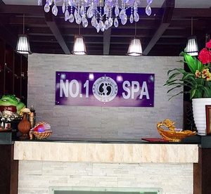 One-Hour Foot Spa Therapy