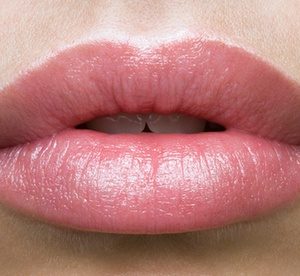 Lip Revitalising Treatment